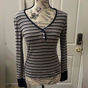 Frame V neck Top M